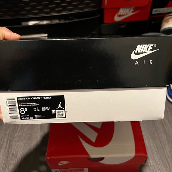 Women Air Jordan Retro 11/Cheetah Print - Picture 2 of 3